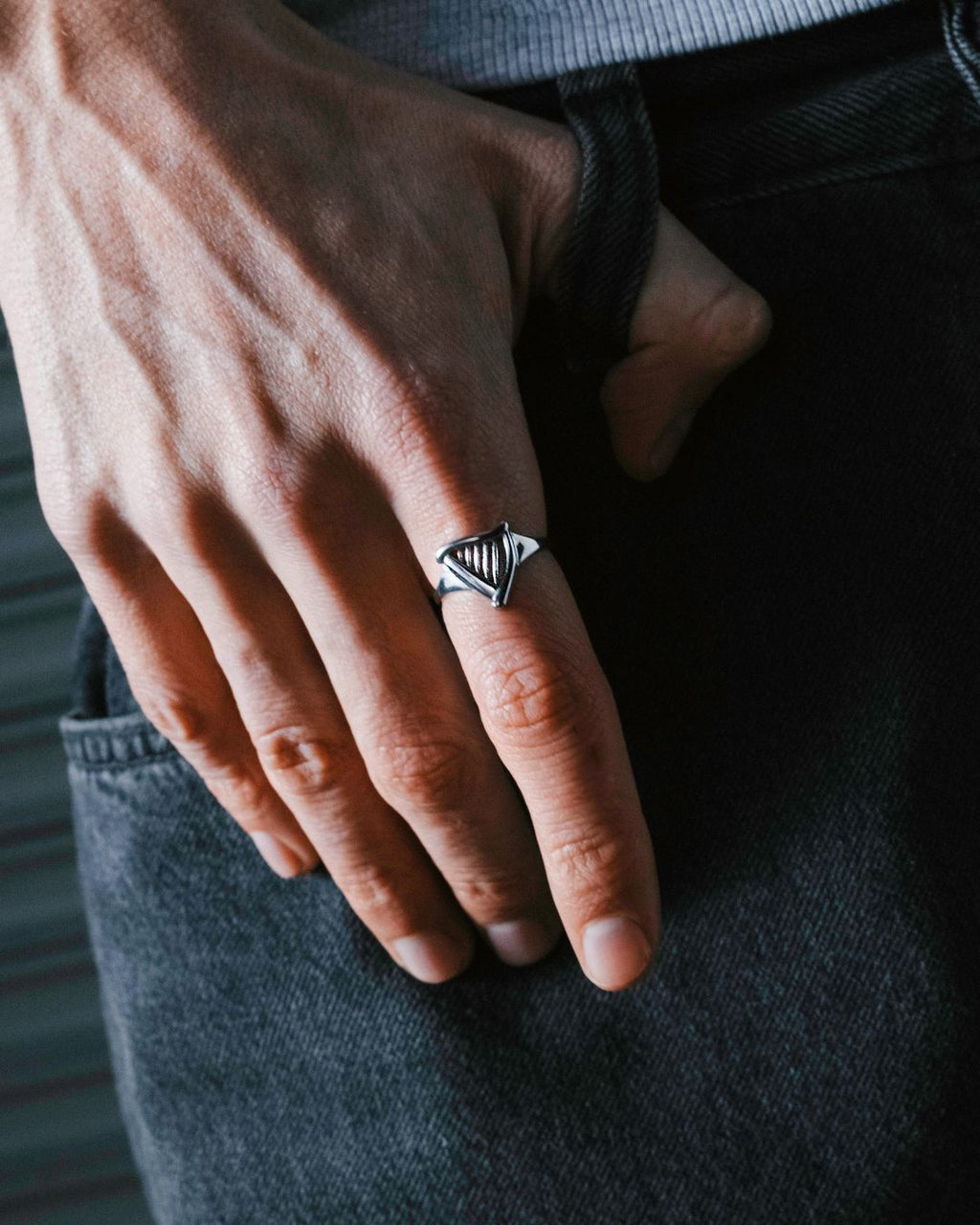 Harp Ring