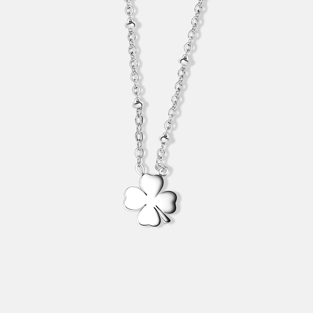 Fada's Clover Necklace