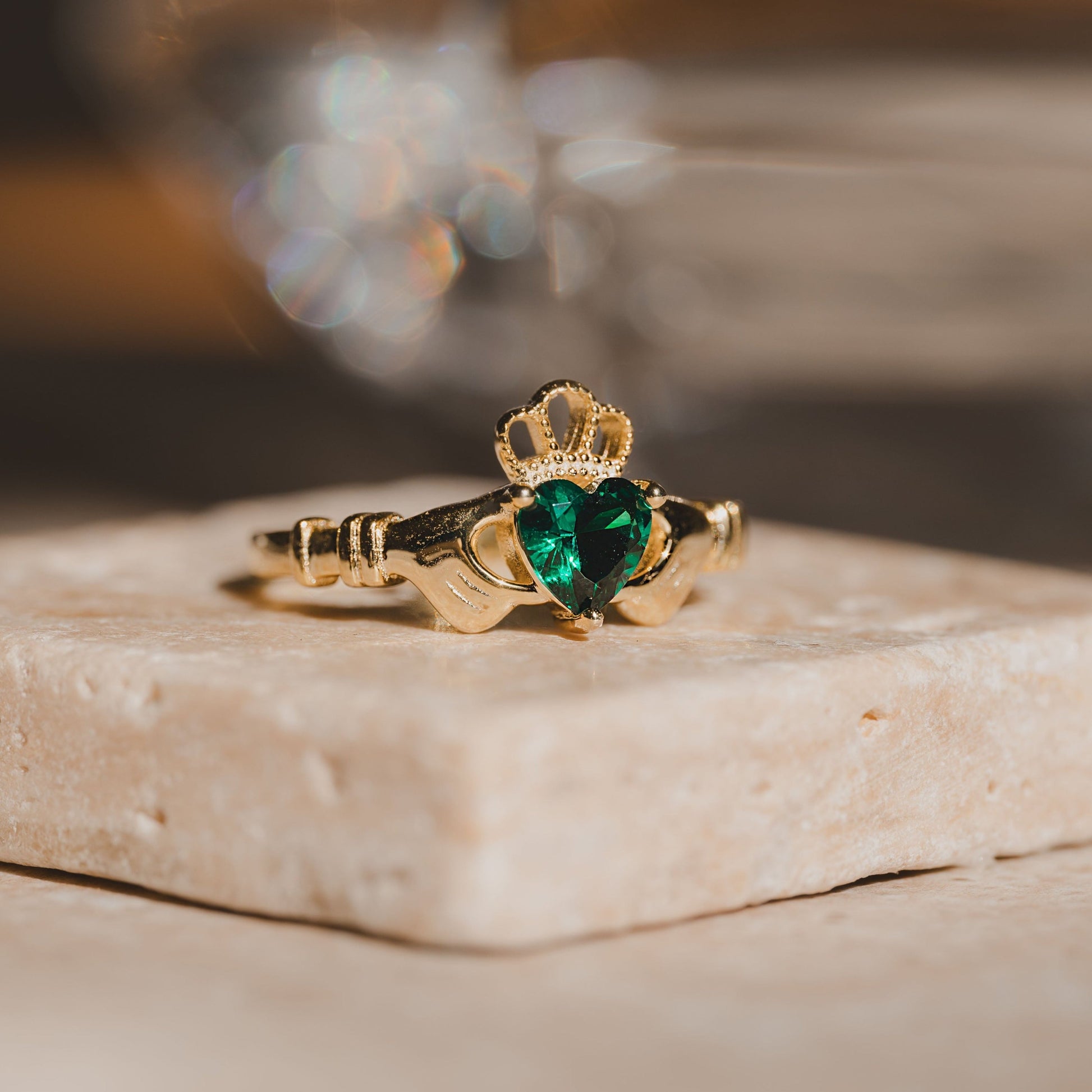 Gold Emerald Claddagh Ring